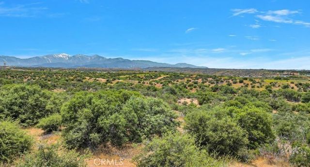 0 Mariposa, Oak Hills, CA 92344