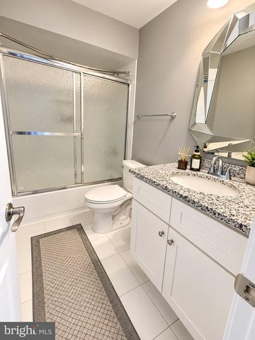 116 MADISON RIDGE LN, Herndon, VA 20170