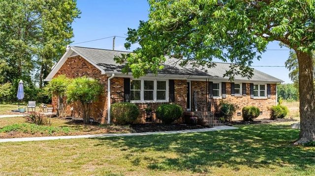 1805 Pleasant Ridge Road, Greensboro, NC 27410
