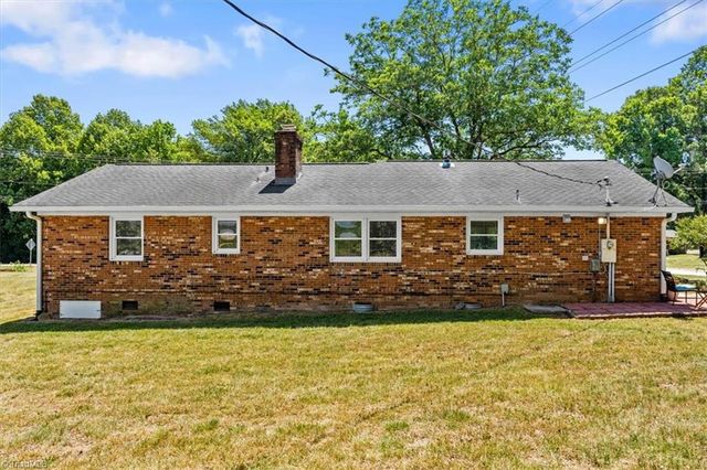1805 Pleasant Ridge Road, Greensboro, NC 27410