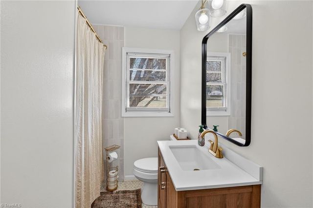 408 Forestwood Drive, Archdale, NC 27263