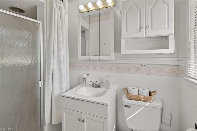 408 Forestwood Drive, Archdale, NC 27263