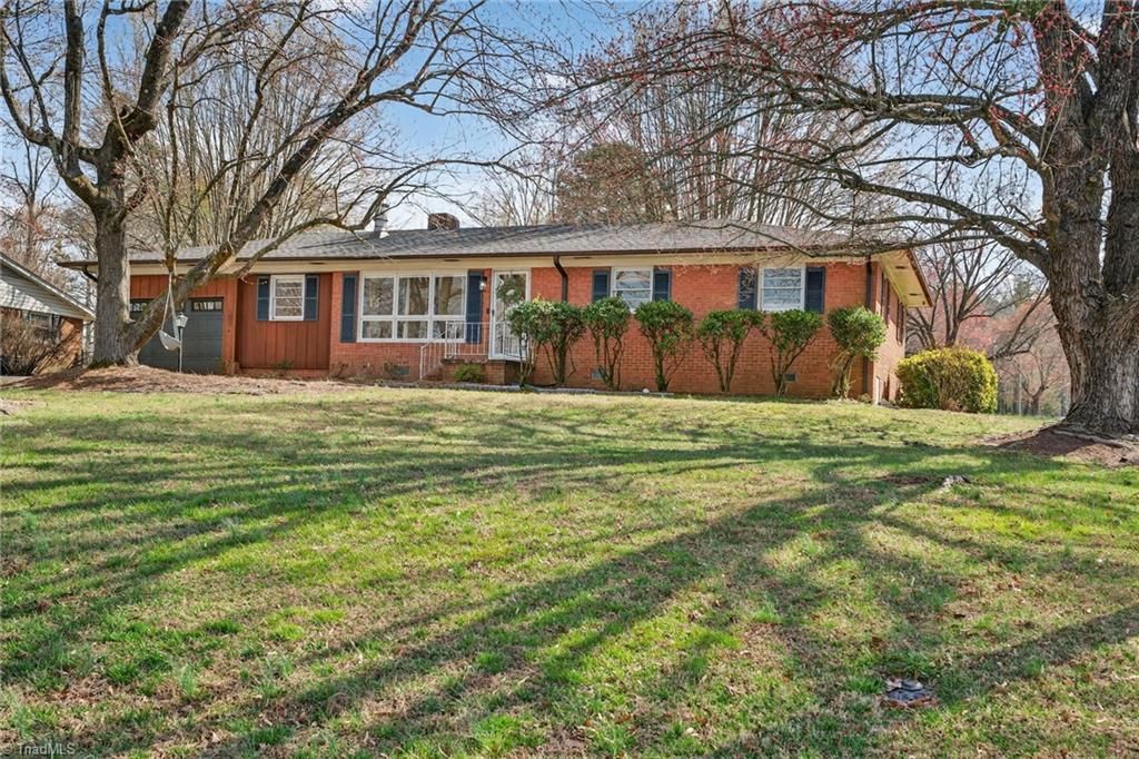 408 Forestwood Drive, Archdale, NC 27263