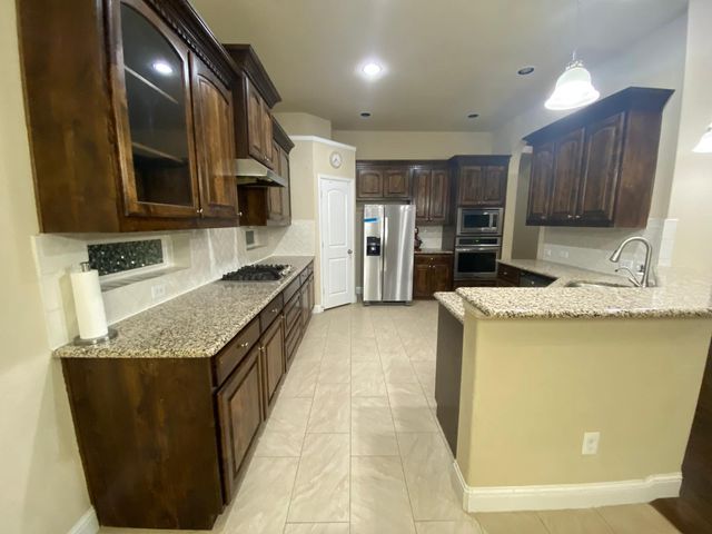 6120 Eldridge Lane, Mckinney, TX 75070