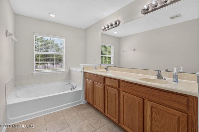 3710 CRESWICK Circle A, Orange Park, FL 32065