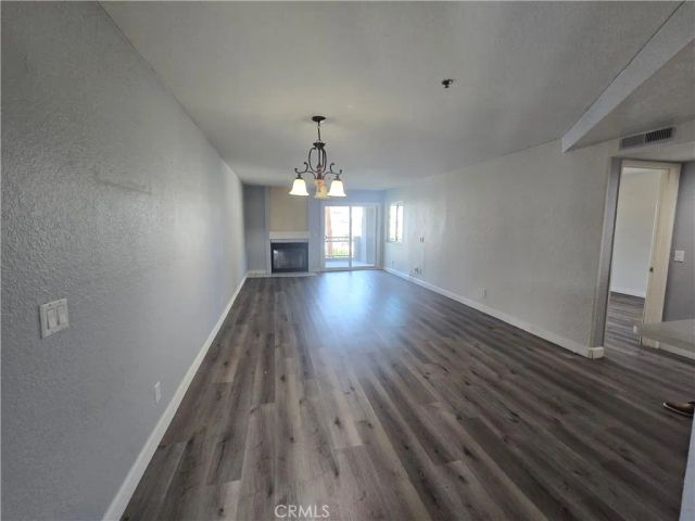 310 Lake 213, Huntington Beach, CA 92648