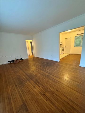 300 Mendoza Ave 2, Coral Gables, FL 33134