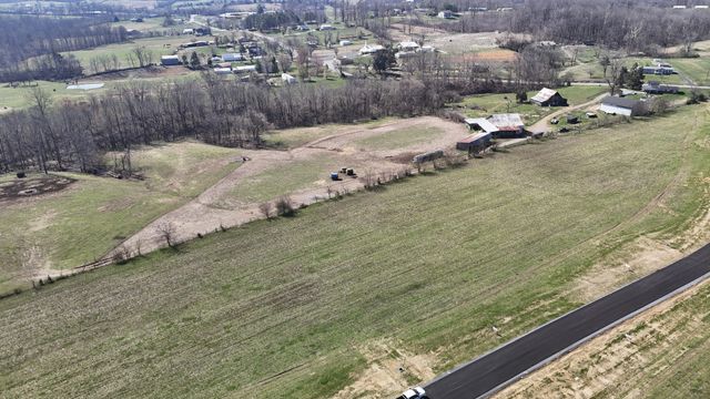 220 Daniel Lane, Westmoreland, TN 37186