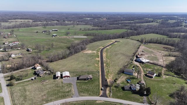 220 Daniel Lane, Westmoreland, TN 37186