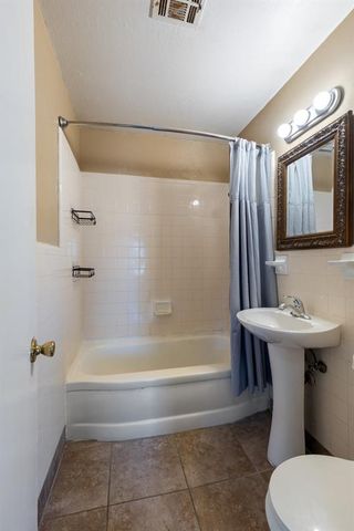 2006 NW Smith Avenue, Lawton, OK 73507