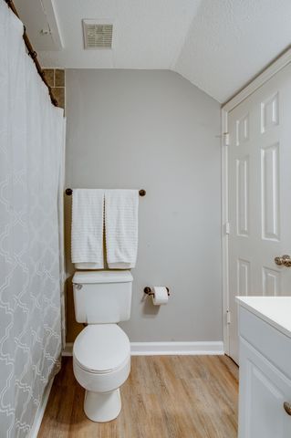 1119 Waggoner Ct, W, Nashville, TN 37214