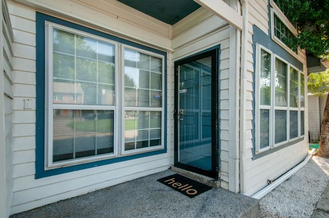 1119 Waggoner Ct, W, Nashville, TN 37214