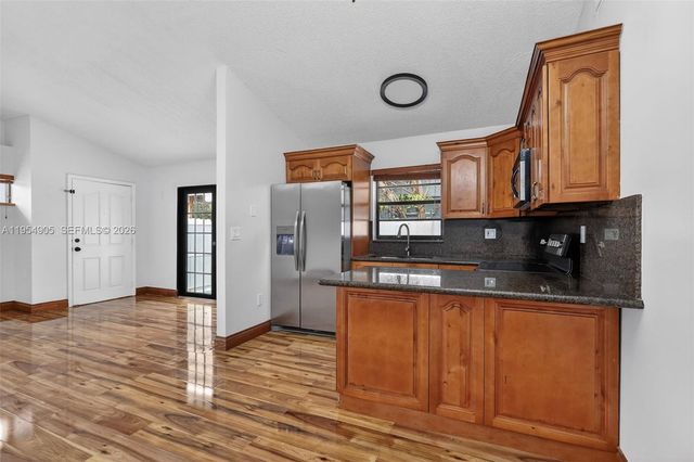 1632 SW 19th Ter, Miami, FL 33145