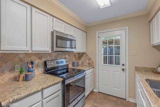 10302 Loma Vista Drive, Shreveport, LA 71115