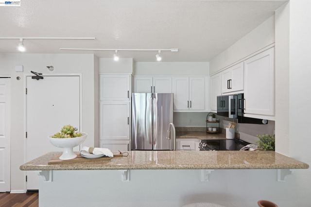 39199 Guardino Dr 372, Fremont, CA 94538
