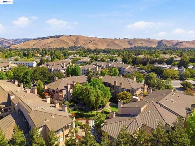 39199 Guardino Dr 372, Fremont, CA 94538