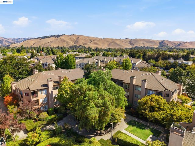 39199 Guardino Dr 372, Fremont, CA 94538