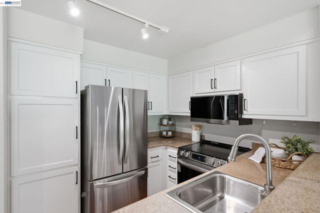 39199 Guardino Dr 372, Fremont, CA 94538