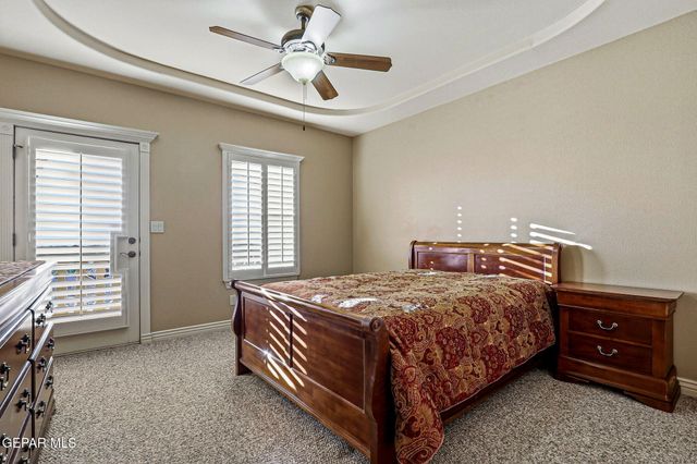 935 VIA LINDA Court, El Paso, TX 79912