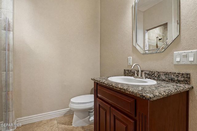 935 VIA LINDA Court, El Paso, TX 79912