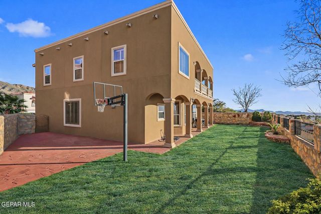 935 VIA LINDA Court, El Paso, TX 79912