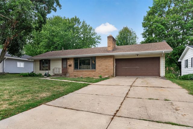3947 Jersey Avenue N, Crystal, MN 55427