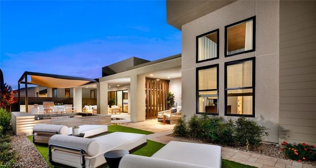 11303 Desert Heights Avenue, Las Vegas, NV 89135