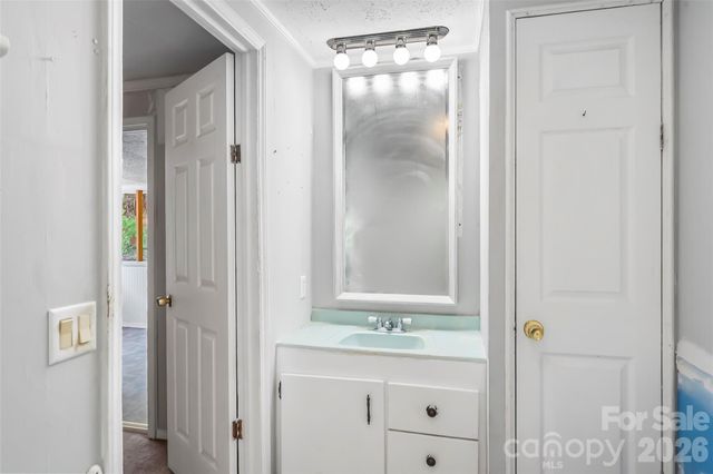 72 Paradise Lane, Old Fort, NC 28762