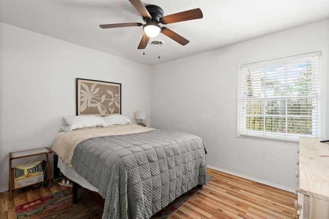 1517 Brookbank Avenue, Charleston, SC 29412