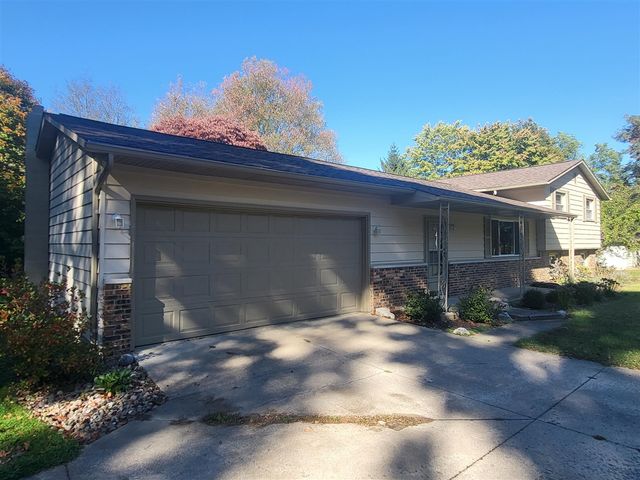 2710 Weaver Road, Niles, MI 49120