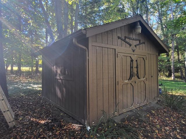 2710 Weaver Road, Niles, MI 49120