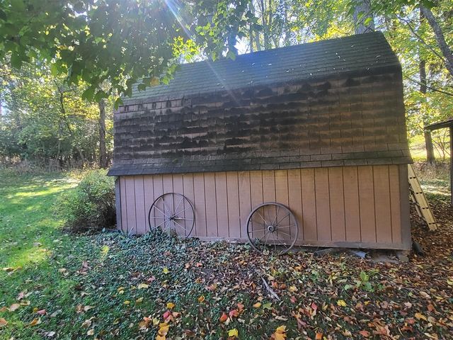 2710 Weaver Road, Niles, MI 49120