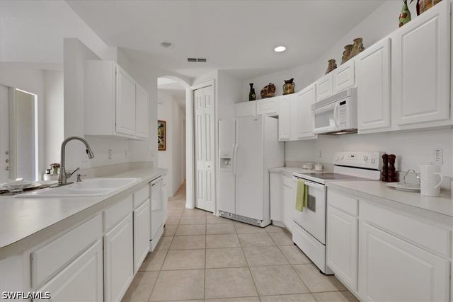 890 Eastham WAY Q102, Naples, FL 34104