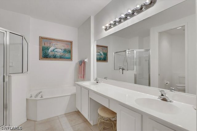 890 Eastham WAY Q102, Naples, FL 34104