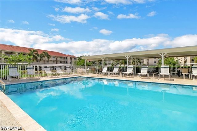 890 Eastham WAY Q102, Naples, FL 34104