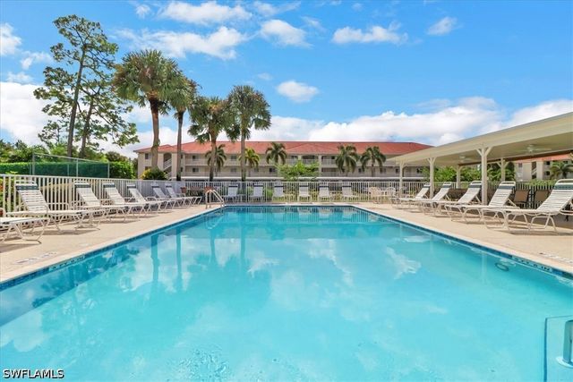 890 Eastham WAY Q102, Naples, FL 34104