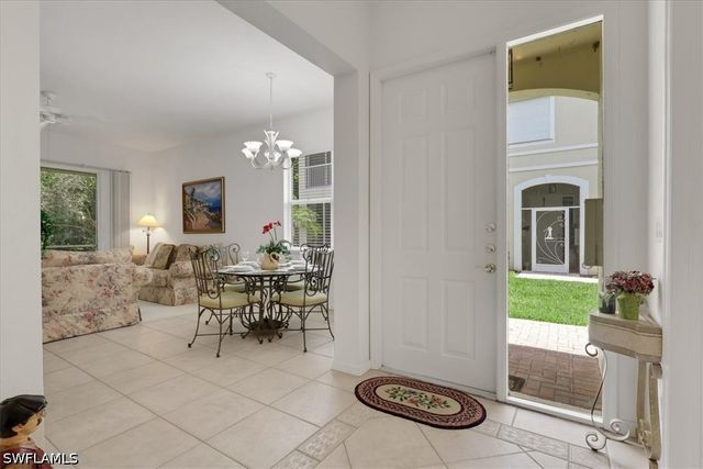 890 Eastham WAY Q102, Naples, FL 34104