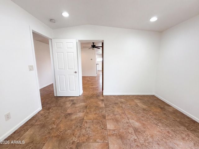 2722 E NISBET Road, Phoenix, AZ 85032