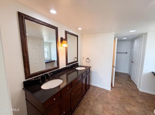 2722 E NISBET Road, Phoenix, AZ 85032