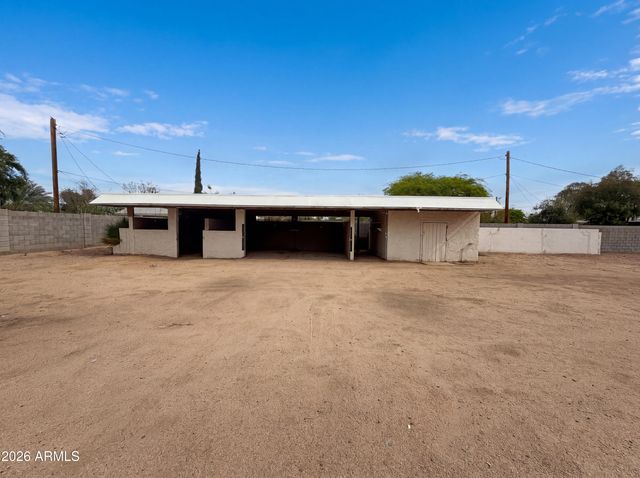 2722 E NISBET Road, Phoenix, AZ 85032