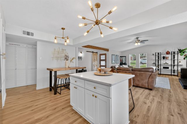 1025 Bellflower Drive, Carrollton, TX 75007