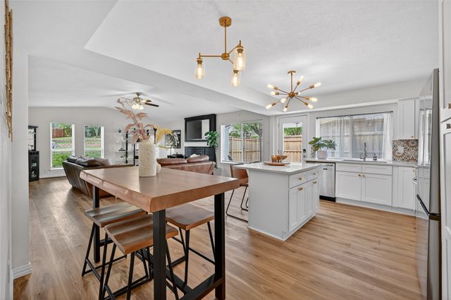 1025 Bellflower Drive, Carrollton, TX 75007