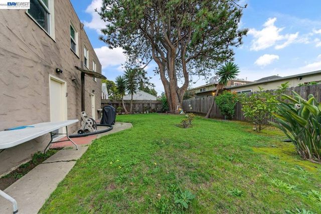 940 Delaware St, Berkeley, CA 94710