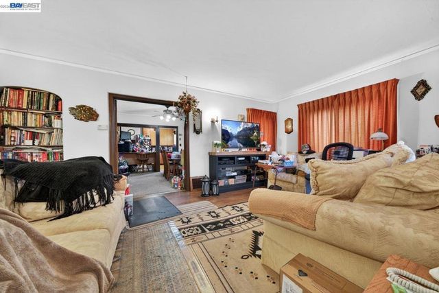 940 Delaware St, Berkeley, CA 94710