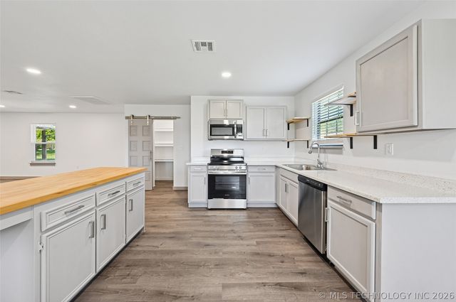 20976 E 65th Street S, Broken Arrow, OK 74014