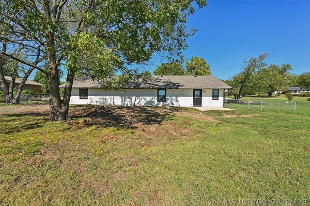 20976 E 65th Street S, Broken Arrow, OK 74014