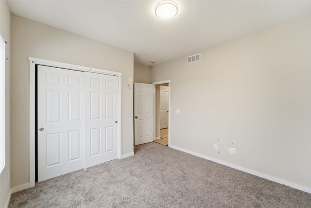 403 Varley Lane, Stuart, IA 50250