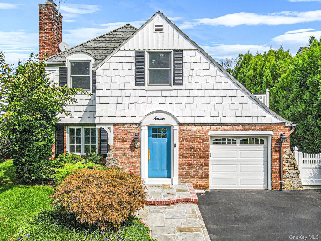 7 Highmeadow Road, Manhasset, NY 11030 — exterior