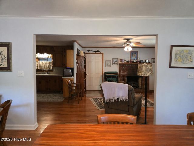 1221 Crescent Drive, Elizabeth City, NC 27909
