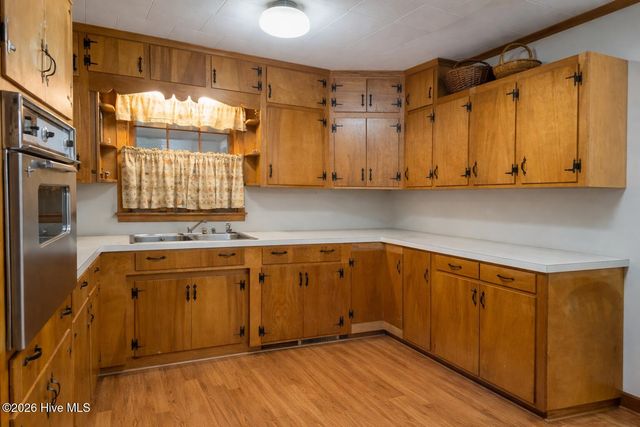 1221 Crescent Drive, Elizabeth City, NC 27909